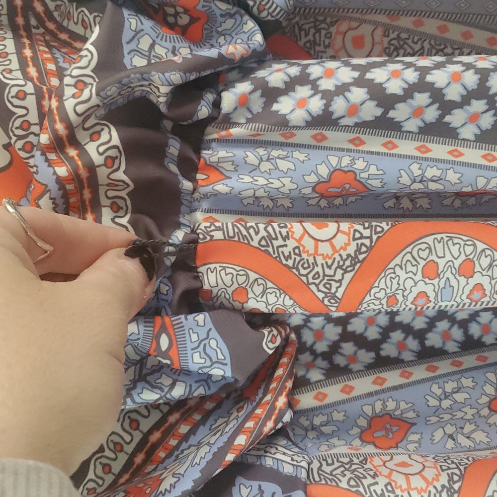 NWT Gretchen Scott So Sexy Paisley Park Dress Size XS V-Neck Mini Elastic Waist - Picture 4 of 10
